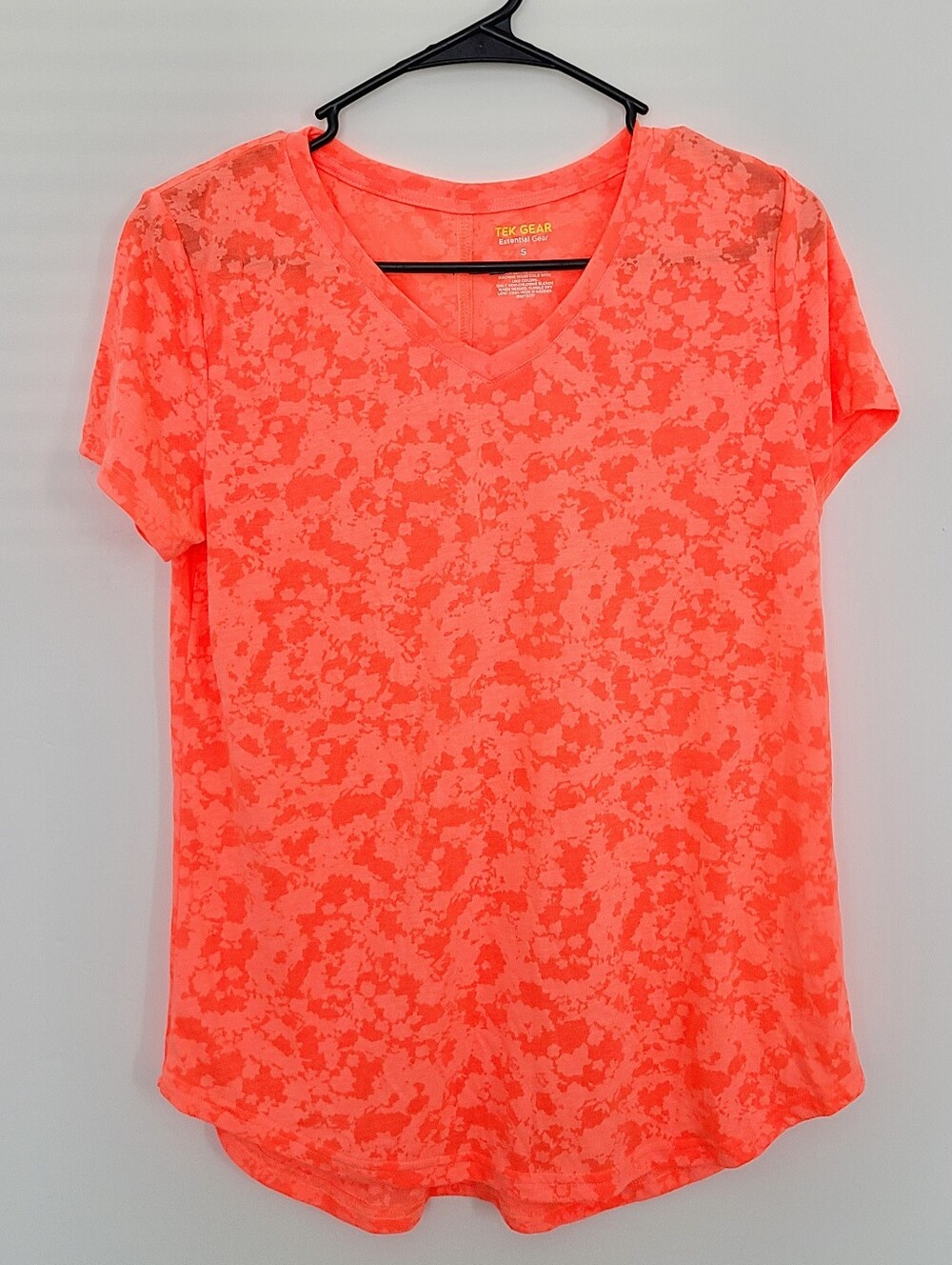 Tek Gear Women's Coral Short-Sleeve V-Neck Tee